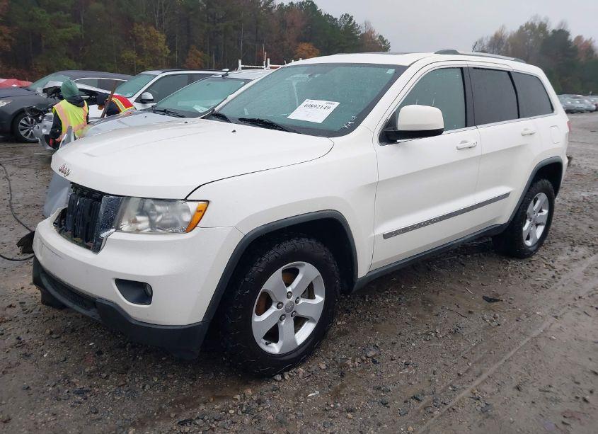 Photo 2 of 2011 Jeep Grand CHEROKEE LAREDO (VIN 1J4RR4GG7BC701007)
