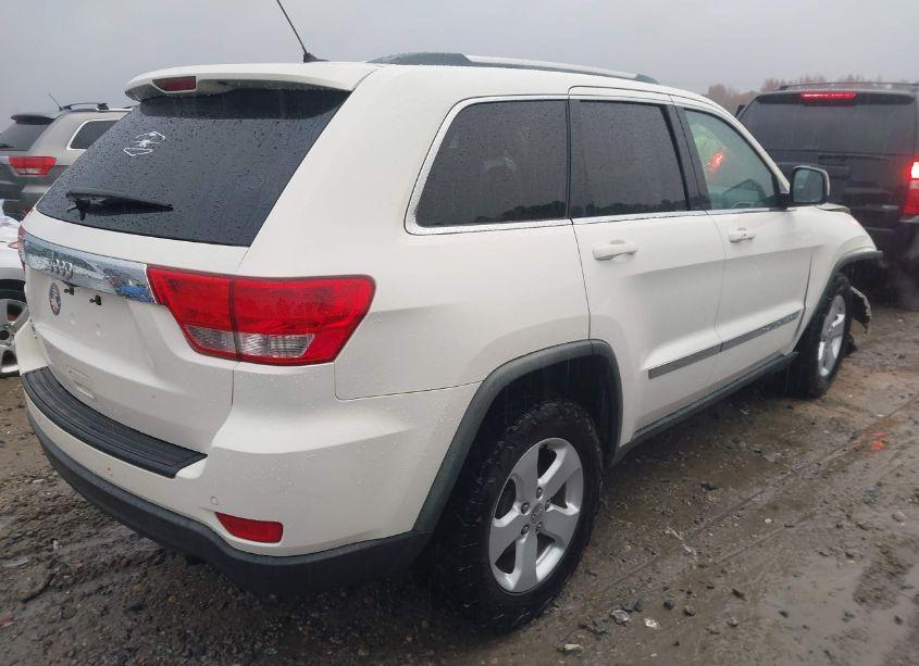 Photo 4 of 2011 Jeep Grand CHEROKEE LAREDO (VIN 1J4RR4GG7BC701007)