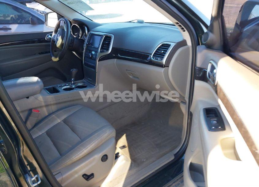 Photo 5 of 2011 Jeep Grand CHEROKEE LAREDO (VIN 1J4RR4GG7BC722391)