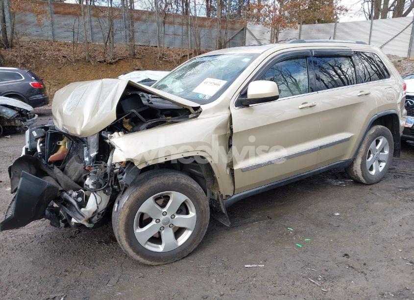 Photo 2 of 2011 Jeep Grand CHEROKEE LAREDO (VIN 1J4RR4GG7BC731446)