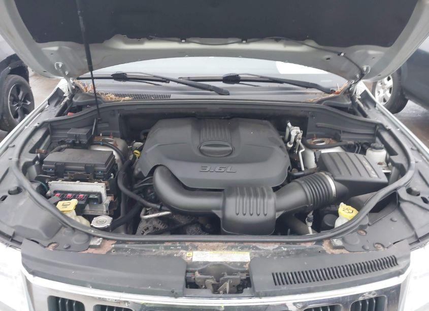 Photo 10 of 2011 Jeep Grand CHEROKEE LAREDO (VIN 1J4RR4GG8BC510289)