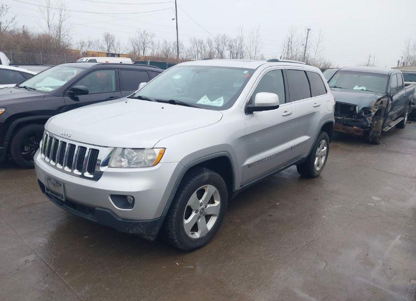 Photo 2 of 2011 Jeep Grand CHEROKEE LAREDO (VIN 1J4RR4GG8BC510289)