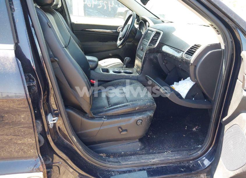 Photo 5 of 2011 Jeep Grand CHEROKEE LAREDO (VIN 1J4RR4GG8BC525701)