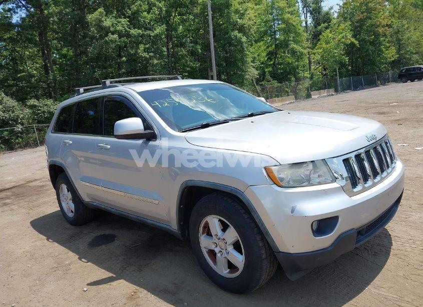 2011 Jeep Grand CHEROKEE LAREDO (VIN 1J4RR4GG8BC530722) main photo