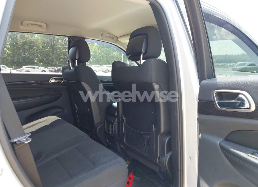 Photo 8 of 2011 Jeep Grand CHEROKEE LAREDO (VIN 1J4RR4GG8BC530722)