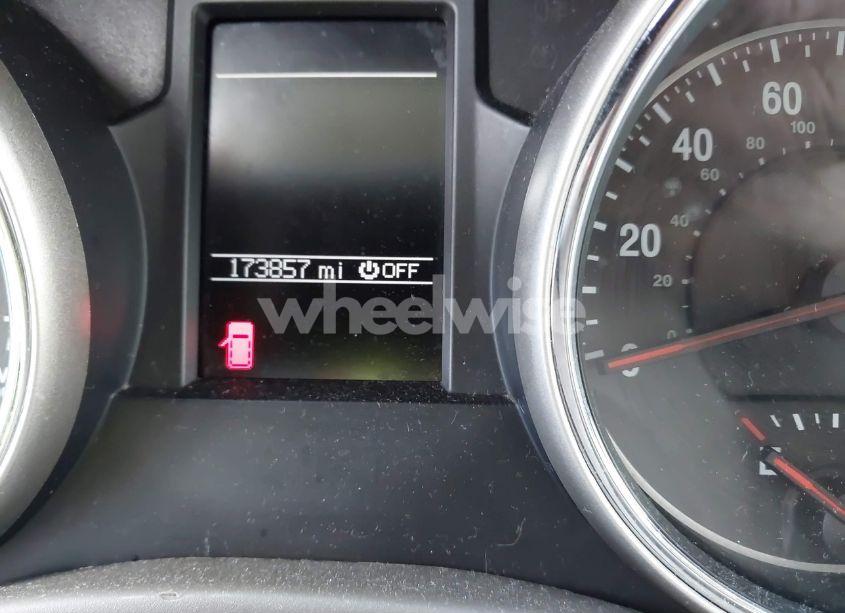 Photo 15 of 2011 Jeep Grand CHEROKEE LAREDO (VIN 1J4RR4GG8BC540019)