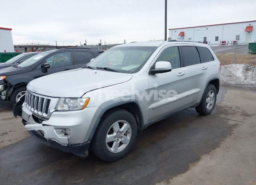 Photo 2 of 2011 Jeep Grand CHEROKEE LAREDO (VIN 1J4RR4GG8BC540019)