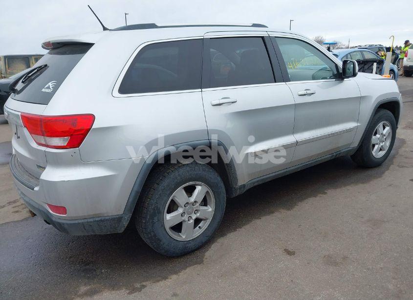 Photo 4 of 2011 Jeep Grand CHEROKEE LAREDO (VIN 1J4RR4GG8BC540019)
