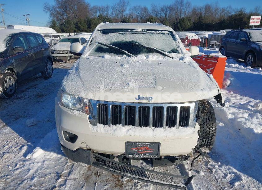 Photo 12 of 2011 Jeep Grand CHEROKEE LAREDO (VIN 1J4RR4GG8BC550369)