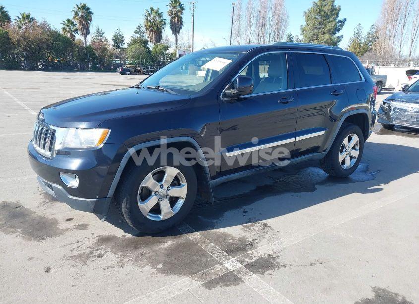 Photo 2 of 2011 Jeep Grand CHEROKEE LAREDO (VIN 1J4RR4GG8BC587213)