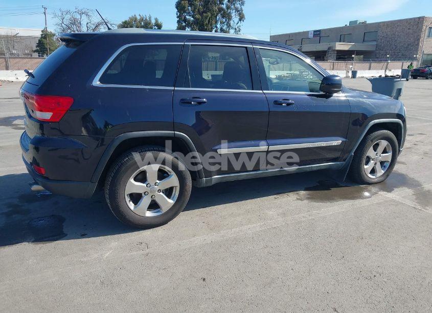 Photo 4 of 2011 Jeep Grand CHEROKEE LAREDO (VIN 1J4RR4GG8BC587213)