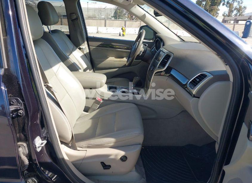 Photo 5 of 2011 Jeep Grand CHEROKEE LAREDO (VIN 1J4RR4GG8BC587213)