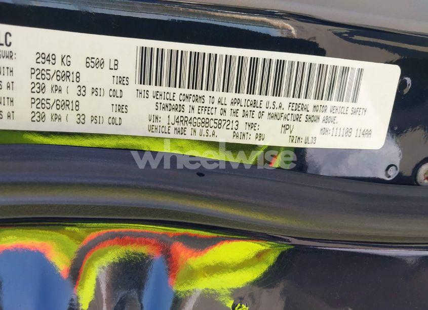 Photo 9 of 2011 Jeep Grand CHEROKEE LAREDO (VIN 1J4RR4GG8BC587213)