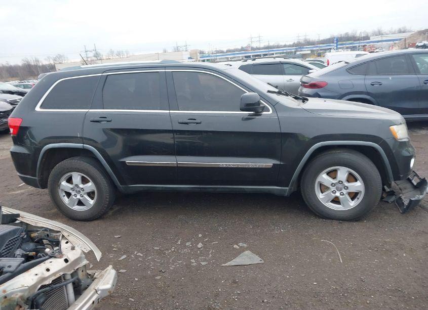 Photo 13 of 2011 Jeep Grand CHEROKEE LAREDO (VIN 1J4RR4GG8BC589673)