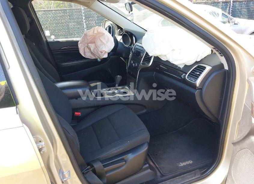 Photo 5 of 2011 Jeep Grand CHEROKEE LAREDO (VIN 1J4RR4GG8BC590094)