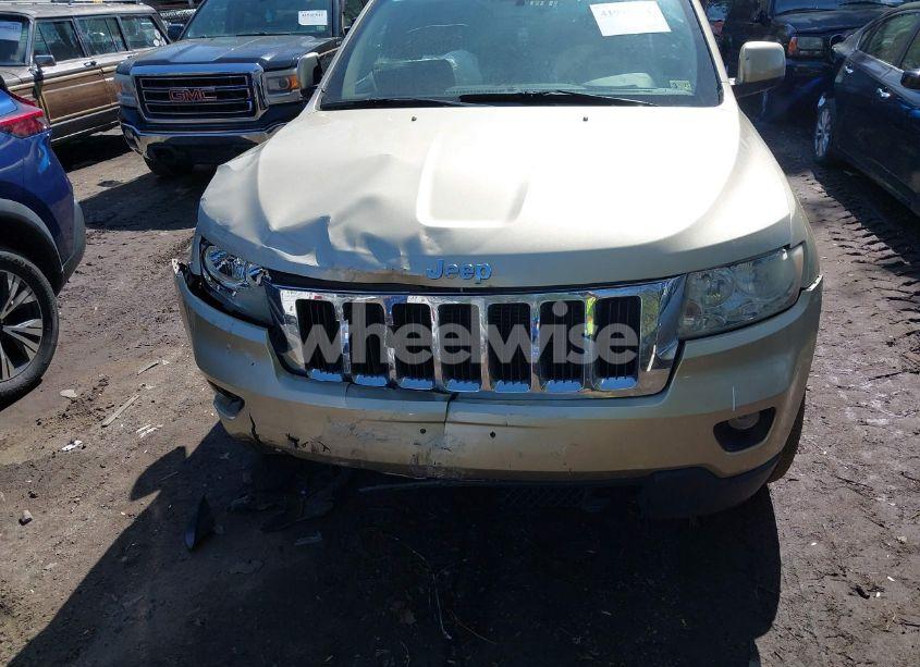 Photo 6 of 2011 Jeep Grand CHEROKEE LAREDO (VIN 1J4RR4GG8BC590094)