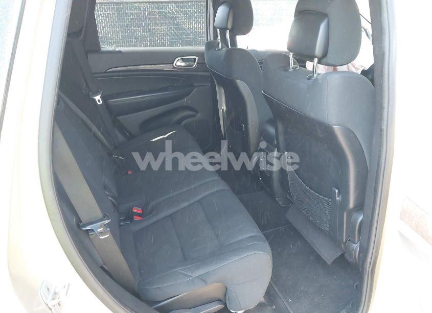 Photo 8 of 2011 Jeep Grand CHEROKEE LAREDO (VIN 1J4RR4GG8BC590094)