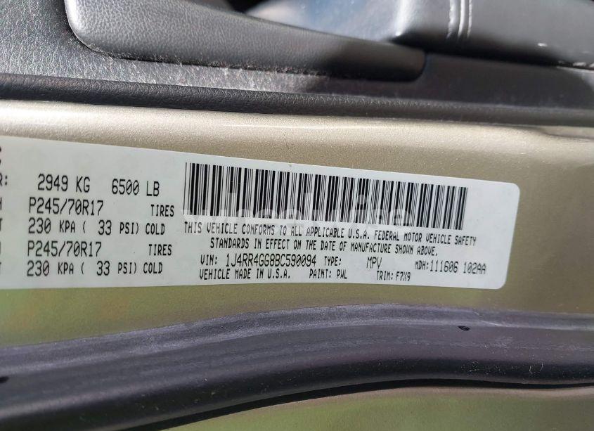 Photo 9 of 2011 Jeep Grand CHEROKEE LAREDO (VIN 1J4RR4GG8BC590094)