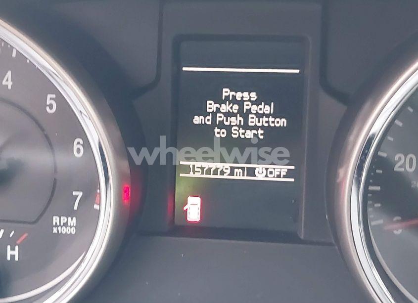 Photo 7 of 2011 Jeep Grand CHEROKEE LAREDO (VIN 1J4RR4GG8BC702926)