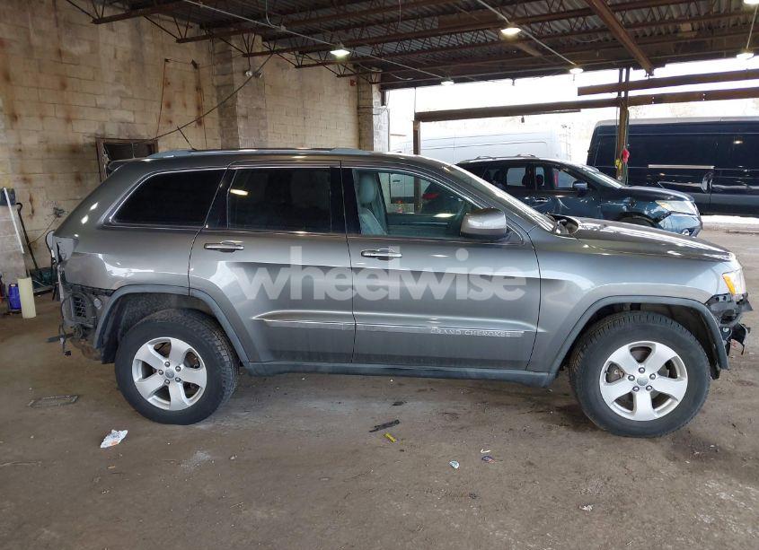 Photo 14 of 2011 Jeep Grand CHEROKEE LAREDO (VIN 1J4RR4GG8BC715224)