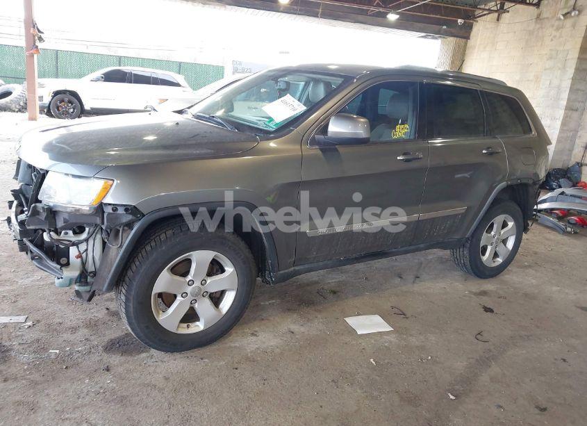 Photo 2 of 2011 Jeep Grand CHEROKEE LAREDO (VIN 1J4RR4GG8BC715224)