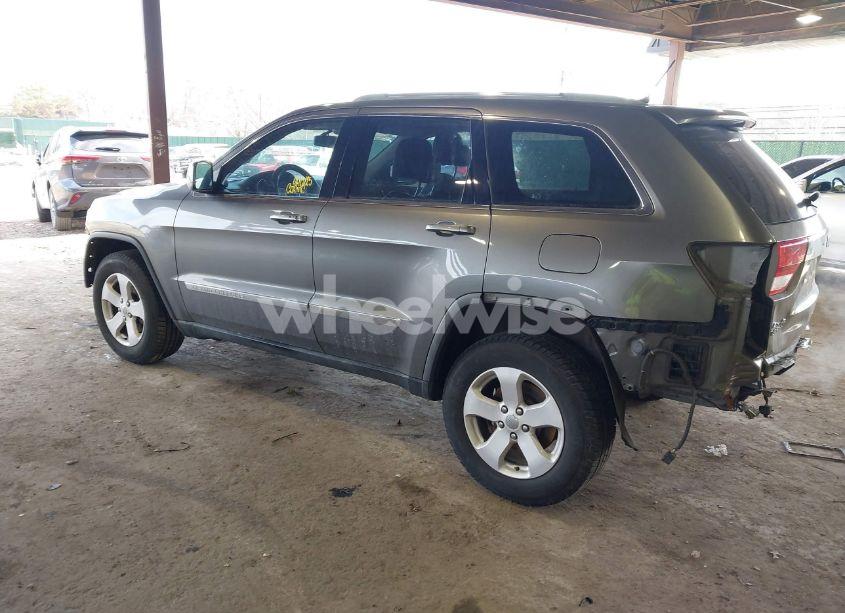 Photo 3 of 2011 Jeep Grand CHEROKEE LAREDO (VIN 1J4RR4GG8BC715224)