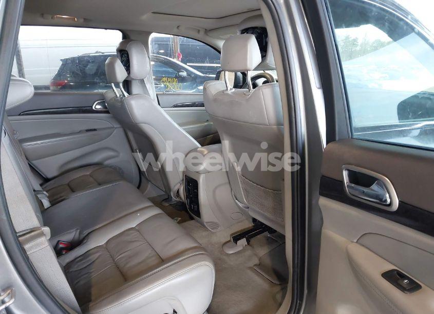 Photo 8 of 2011 Jeep Grand CHEROKEE LAREDO (VIN 1J4RR4GG8BC715224)
