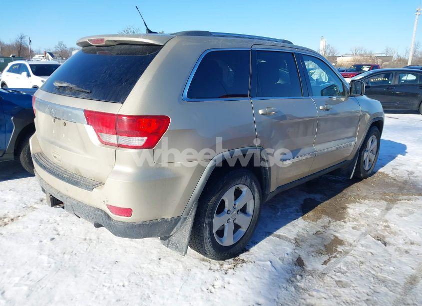 Photo 4 of 2011 Jeep Grand CHEROKEE LAREDO (VIN 1J4RR4GG8BC738048)