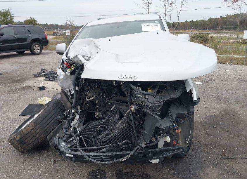 Photo 11 of 2011 Jeep Grand CHEROKEE LAREDO (VIN 1J4RR4GG9BC563163)