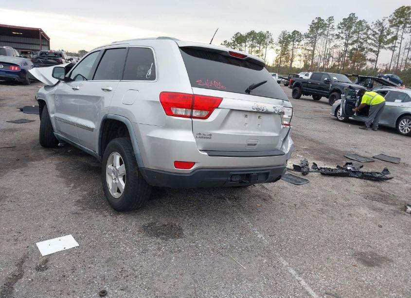 Photo 3 of 2011 Jeep Grand CHEROKEE LAREDO (VIN 1J4RR4GG9BC563163)