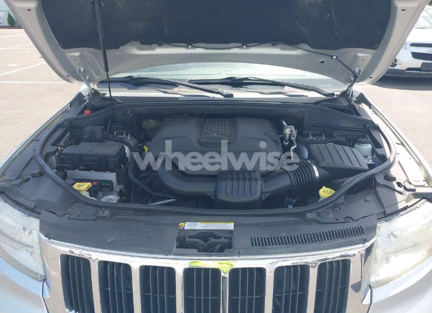 Photo 10 of 2011 Jeep Grand CHEROKEE LAREDO (VIN 1J4RR4GG9BC581260)