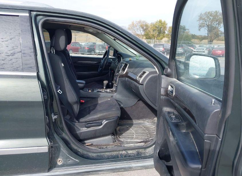 Photo 5 of 2011 Jeep Grand CHEROKEE LAREDO (VIN 1J4RR4GG9BC600499)