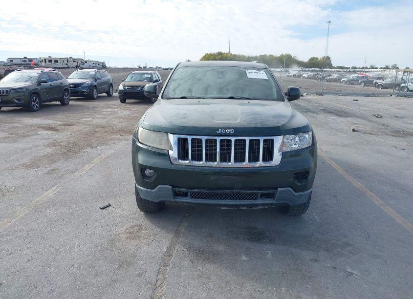 Photo 6 of 2011 Jeep Grand CHEROKEE LAREDO (VIN 1J4RR4GG9BC600499)