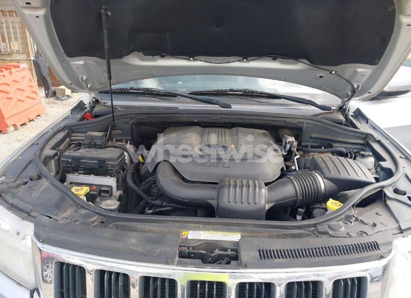 Photo 10 of 2011 Jeep Grand CHEROKEE LAREDO (VIN 1J4RR4GG9BC645961)