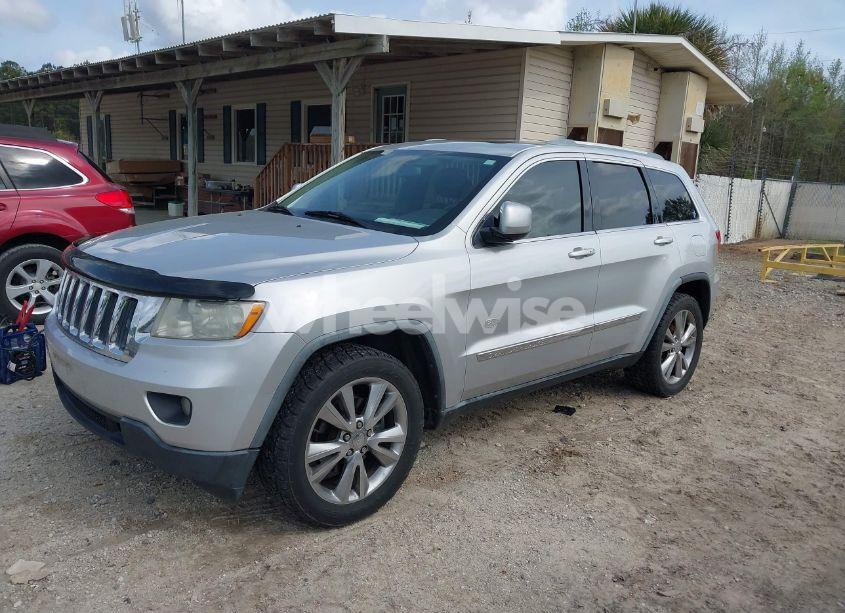 Photo 2 of 2011 Jeep Grand CHEROKEE LAREDO (VIN 1J4RR4GG9BC645961)