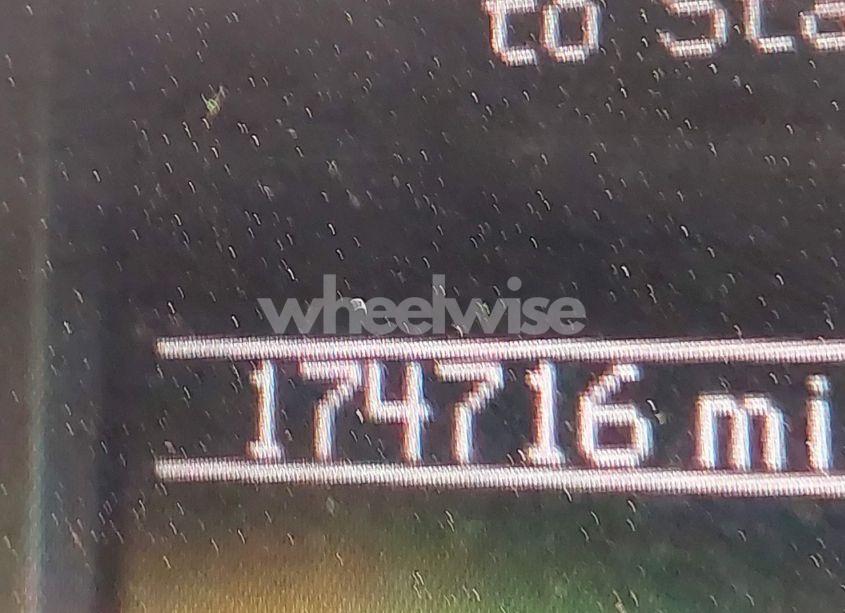 Photo 7 of 2011 Jeep Grand CHEROKEE LAREDO (VIN 1J4RR4GG9BC645961)