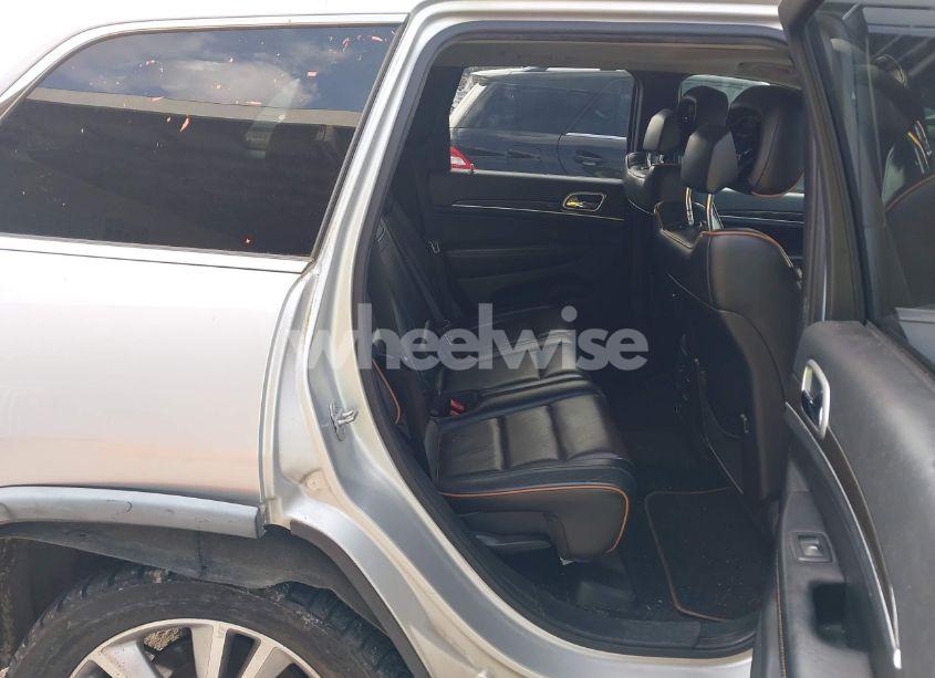 Photo 8 of 2011 Jeep Grand CHEROKEE LAREDO (VIN 1J4RR4GG9BC645961)