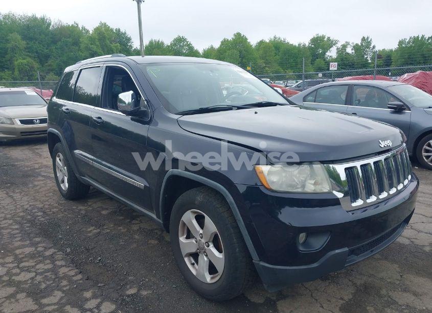 2011 Jeep Grand CHEROKEE LAREDO (VIN 1J4RR4GG9BC672643) main photo