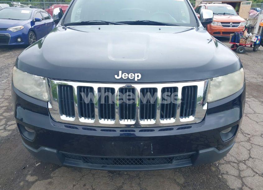 Photo 6 of 2011 Jeep Grand CHEROKEE LAREDO (VIN 1J4RR4GG9BC672643)