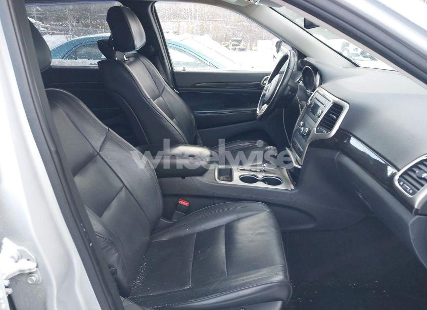 Photo 5 of 2011 Jeep Grand CHEROKEE LAREDO (VIN 1J4RR4GGXBC512559)