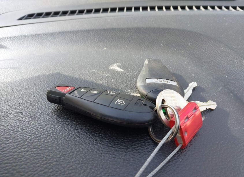 Photo 11 of 2011 Jeep Grand CHEROKEE LAREDO (VIN 1J4RR4GGXBC519396)