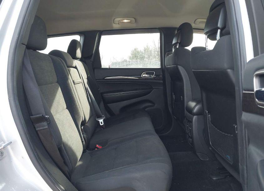 Photo 8 of 2011 Jeep Grand CHEROKEE LAREDO (VIN 1J4RR4GGXBC519396)