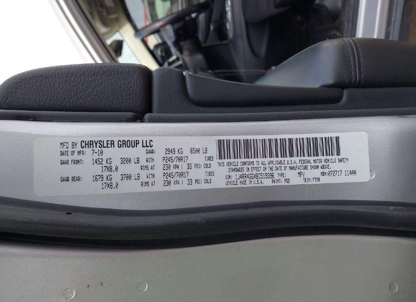 Photo 9 of 2011 Jeep Grand CHEROKEE LAREDO (VIN 1J4RR4GGXBC519396)