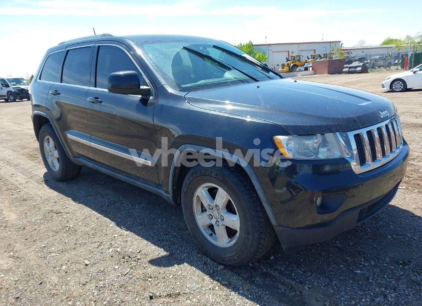 2011 Jeep Grand CHEROKEE LAREDO (VIN 1J4RR4GGXBC546727) main photo