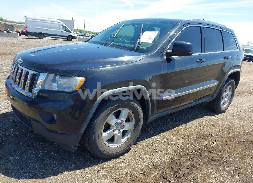 Photo 2 of 2011 Jeep Grand CHEROKEE LAREDO (VIN 1J4RR4GGXBC546727)