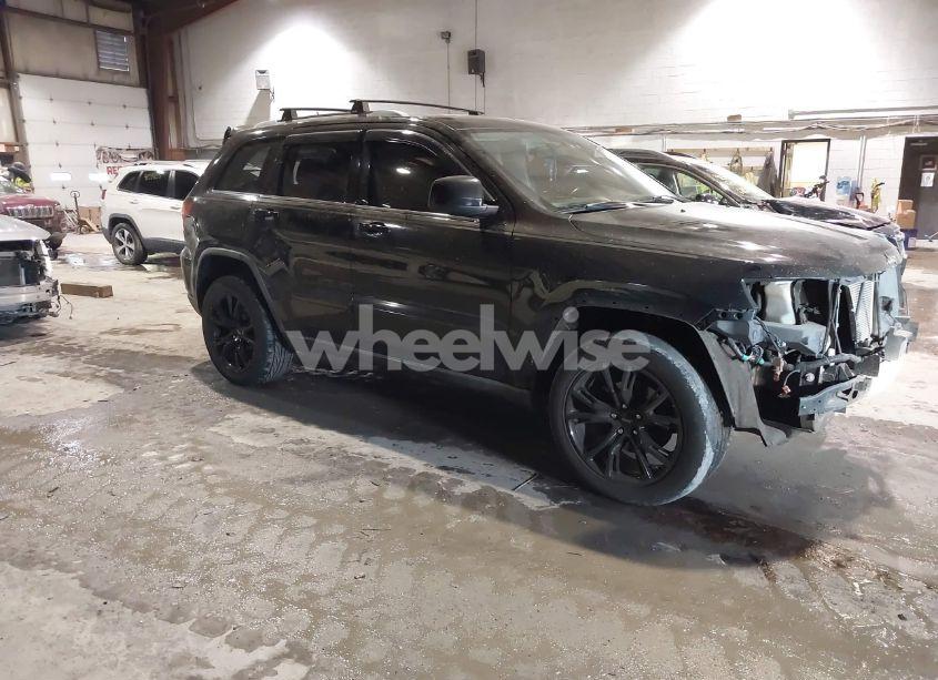 2011 Jeep Grand CHEROKEE LAREDO (VIN 1J4RR4GGXBC589853) main photo