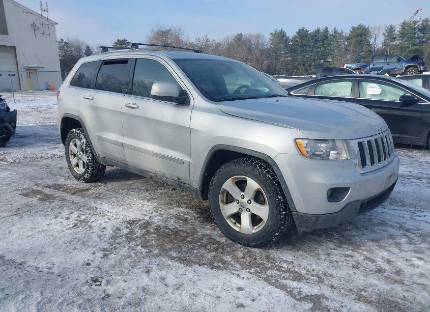 2011 Jeep Grand CHEROKEE LAREDO (VIN 1J4RR4GGXBC642678) main photo