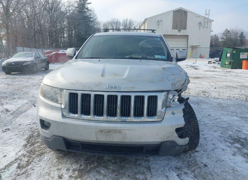 Photo 12 of 2011 Jeep Grand CHEROKEE LAREDO (VIN 1J4RR4GGXBC642678)