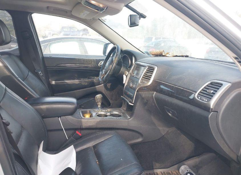 Photo 5 of 2011 Jeep Grand CHEROKEE LAREDO (VIN 1J4RR4GGXBC642678)