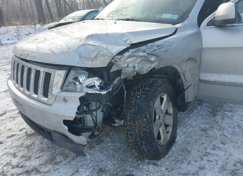 Photo 6 of 2011 Jeep Grand CHEROKEE LAREDO (VIN 1J4RR4GGXBC642678)